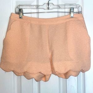 Miami Scalloped Shorts Pale Peach gold zipper up the back Size M
